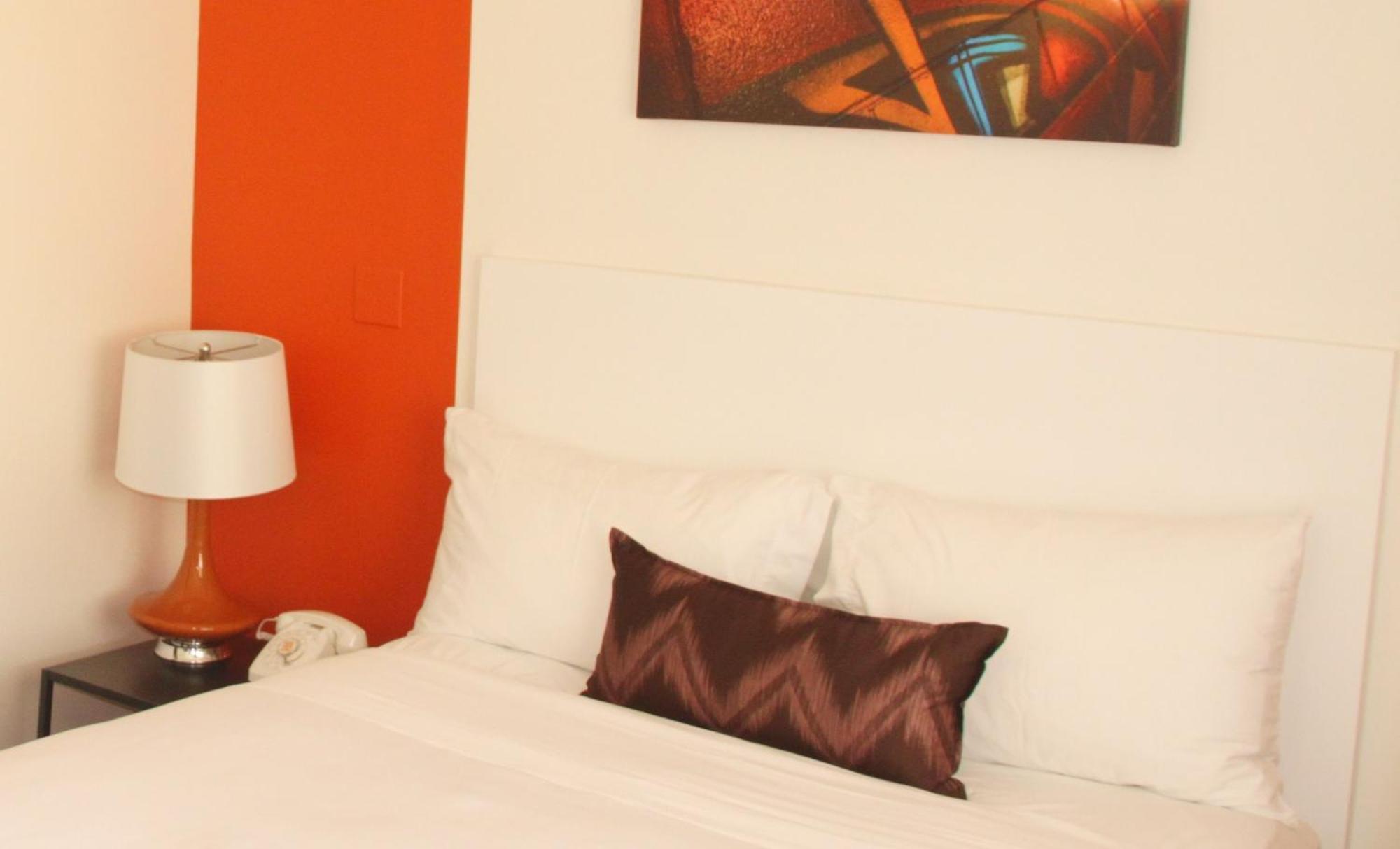 Hotel Zed Kelowna Eksteriør bilde