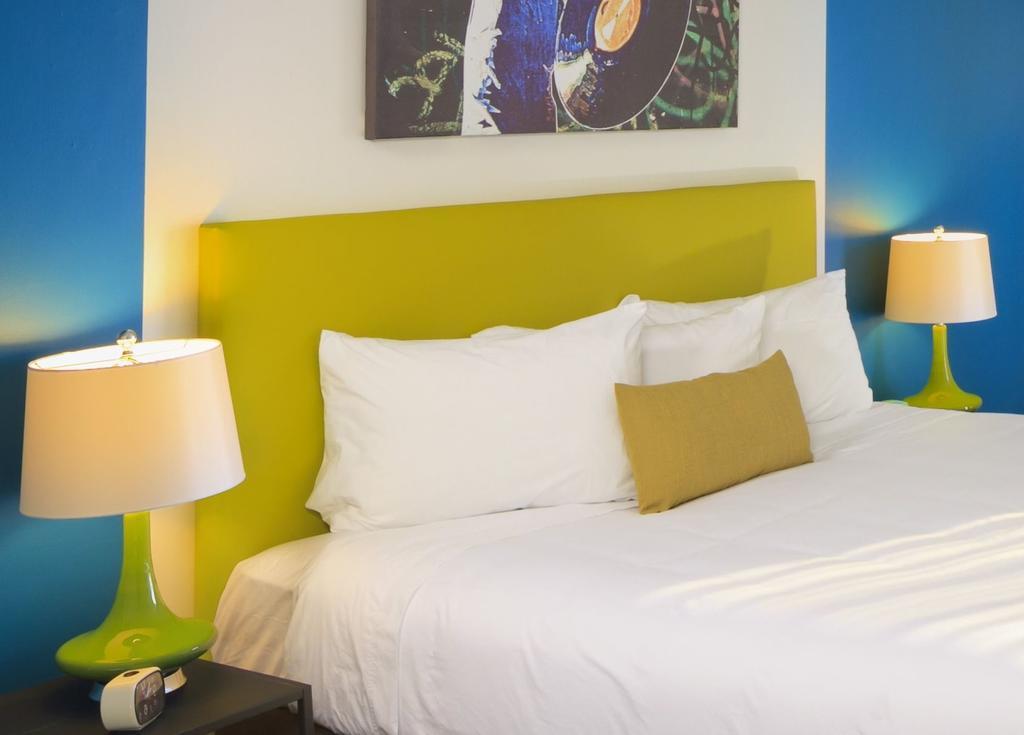 Hotel Zed Kelowna Eksteriør bilde