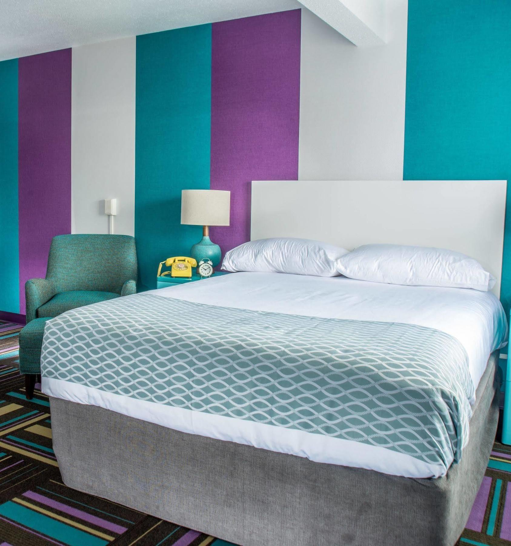 Hotel Zed Kelowna Eksteriør bilde