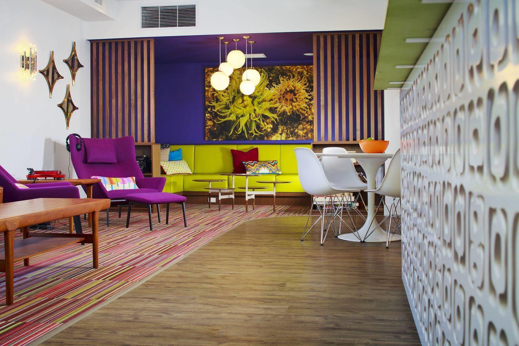 Hotel Zed Kelowna Eksteriør bilde